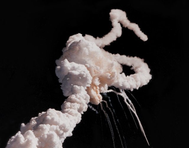 Exploze raketoplánu Challenger.